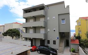 Apartments By The Sea Nemira, Omis - 17039